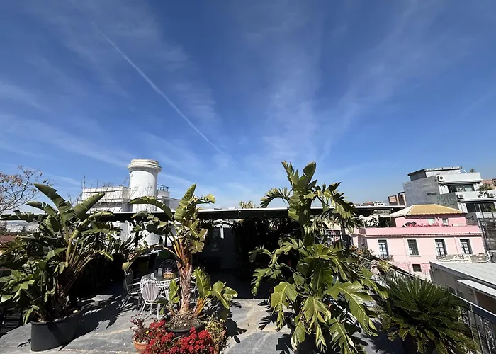 Monastiraki #Wallsfree Citycenter- Unspoiled Athens Apartments